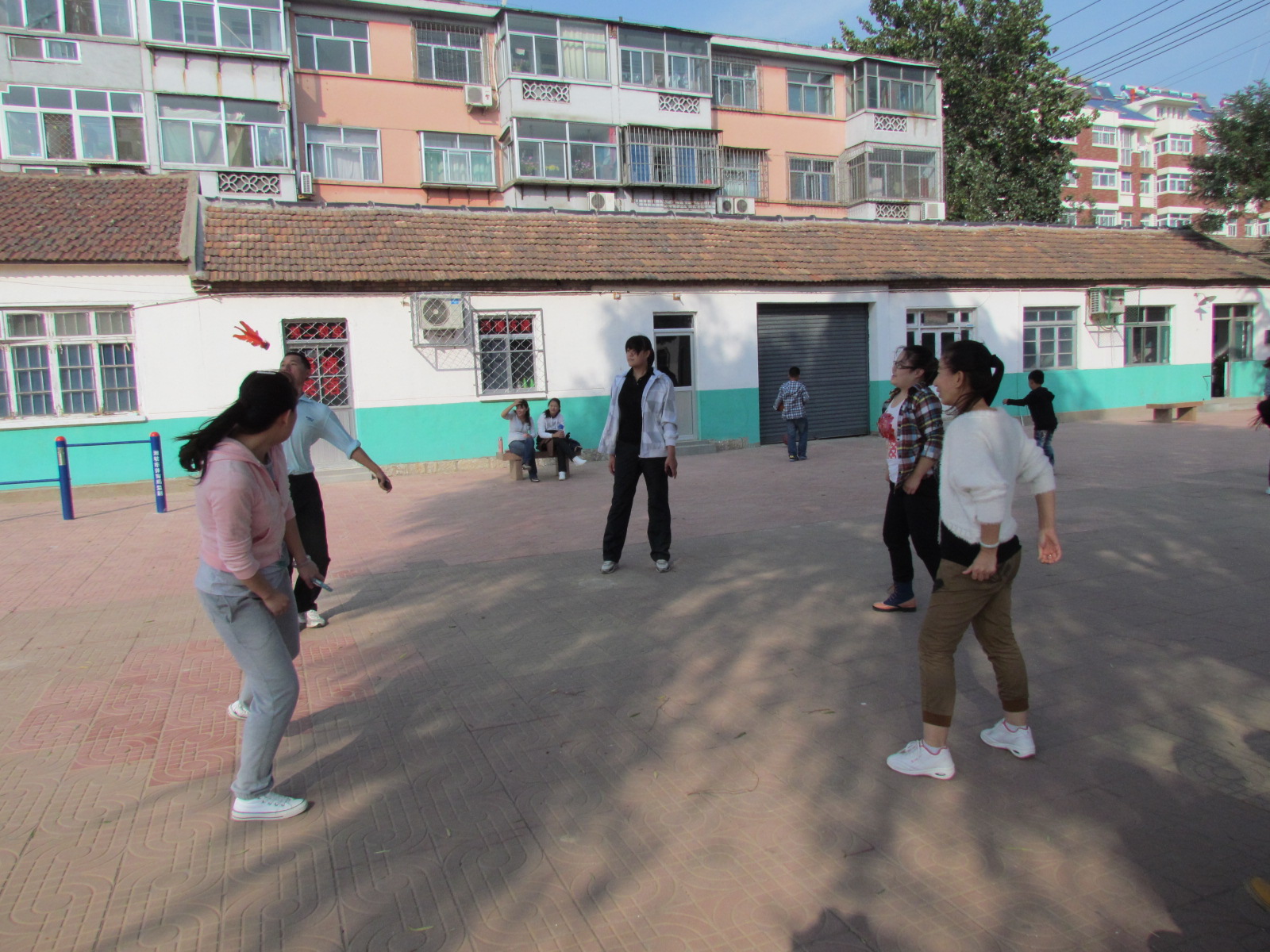 踢毽子.JPG