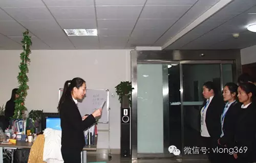 年終促銷(xiāo)--優(yōu)秀員工表彰大會(huì)